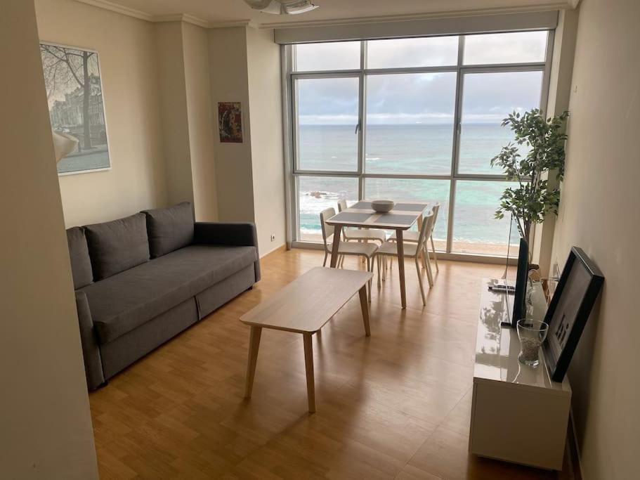 Apartamento Acogedor Con Vistas Al Mar. 拉科鲁尼亚 外观 照片
